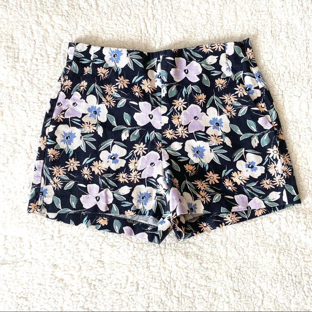 Gap Floral Print Shorts - Picture 10 of 10